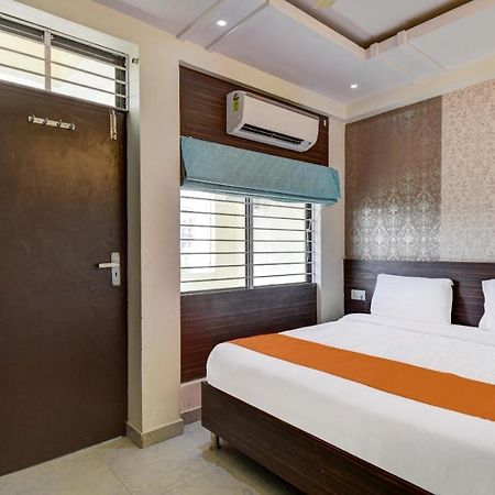 Hotel Radha Nikunj Residency ชัยปุระ ภายนอก รูปภาพ
