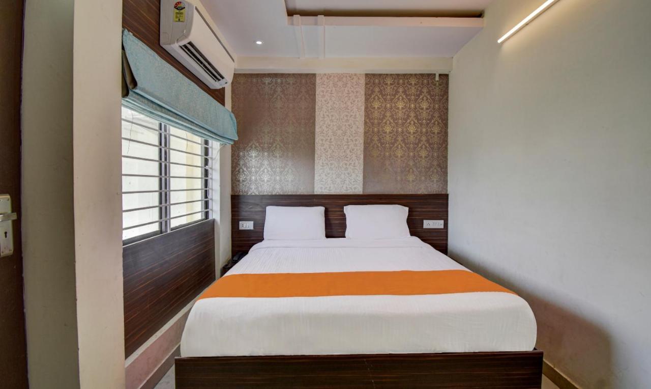 Hotel Radha Nikunj Residency ชัยปุระ ภายนอก รูปภาพ