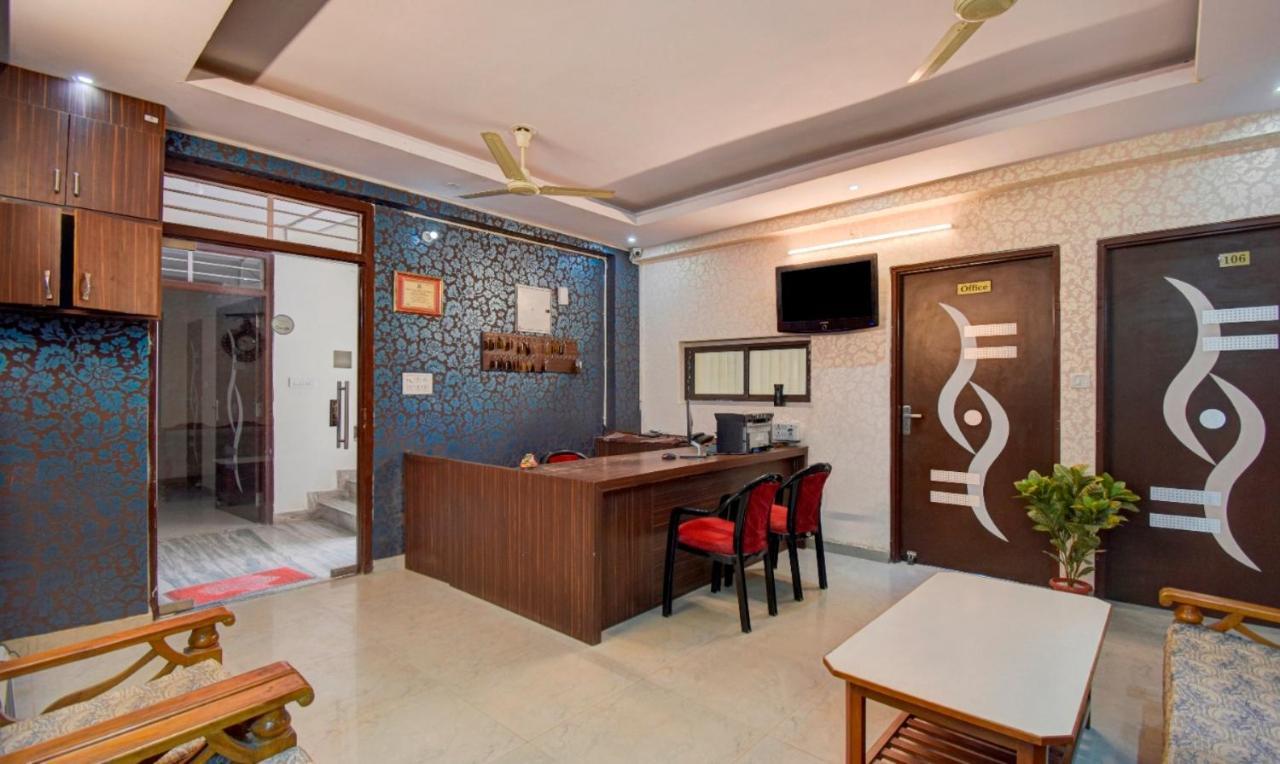Hotel Radha Nikunj Residency ชัยปุระ ภายนอก รูปภาพ