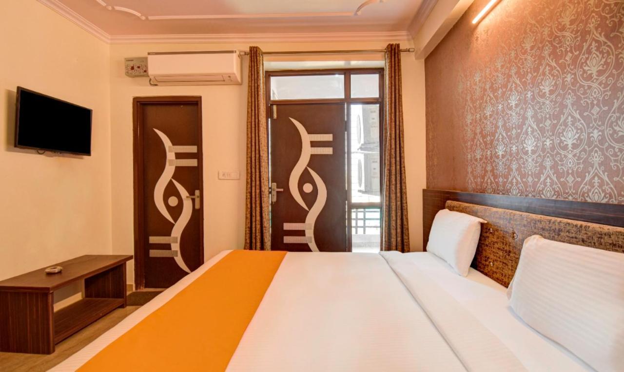Hotel Radha Nikunj Residency ชัยปุระ ภายนอก รูปภาพ